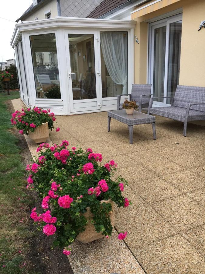 La Maison S'Apelle Le P'Tit Nid Granville Buitenkant foto